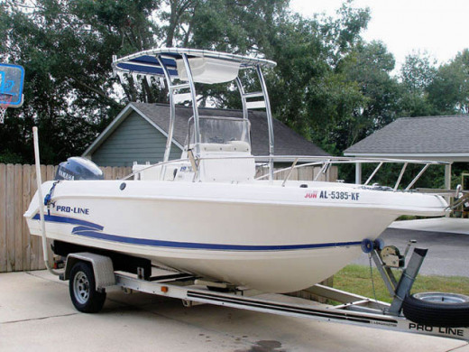 2000 Proline 19' Sport with SG300