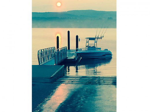 2000 Proline Sport 19' with SG300