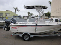 2000 Boston Whaler with SG600