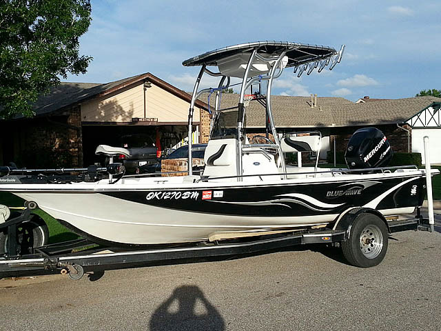 2008 Blue Wave 190 Deluxe with SG600 Review | Stryker T-Tops