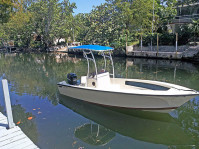 1976 Seacraft Open Fisherman with SG600