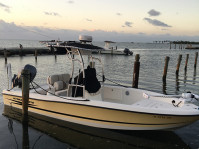 2006 Hydrasport Bay Boat with SG600