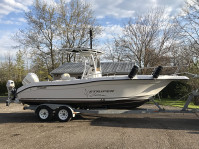 2004 Striper 2301 by Seaswirl with SG900 T-Top