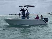 2005 Trophy 1703 boat t-top 