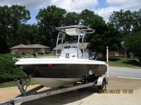 2013 Glasstream 192 center console with SG600 T-Top