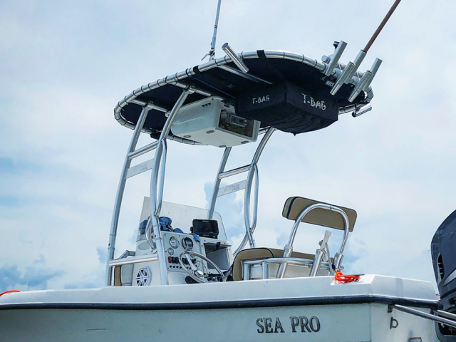 2002 Sea Pro 190 center console with SG300 T-Top Review | Stryker