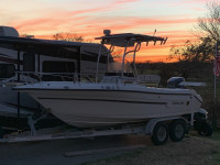 2003 Century 2000 Center Console Boat TTop