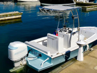 1980 Mako Angler Boat T-Top Detail