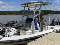 2017 Skeeter Bay Boat with T-Top and Accessories