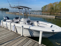2021 Robalo R202 Explorer boat t-top and accessories