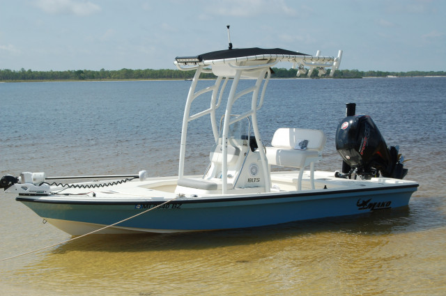 Mako 18 LTS with SG900 T-Top Review | Stryker T-Tops