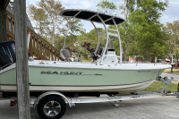 2013 Sea Hunt Ultra 186 with SG300 T-Top