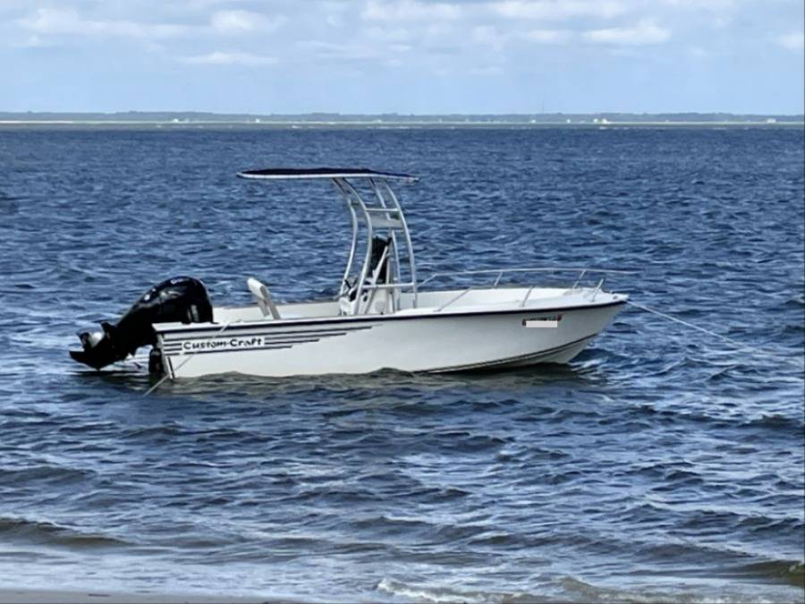 1991 Custom Craft (Custom Marine) 1900CC