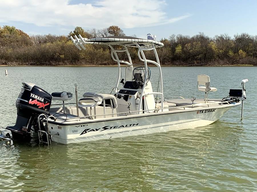 1997 VIP Boats Bay Stealth with a SG600 boat t-top, photo 1 of 6
