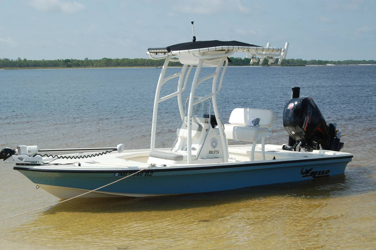 2000 Mako 18 LTS with a SG900 boat t-top, photo 2 of 2