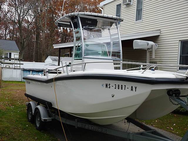 2002 Stingray LX230 with a SG300 boat t-top, photo 1 of 5