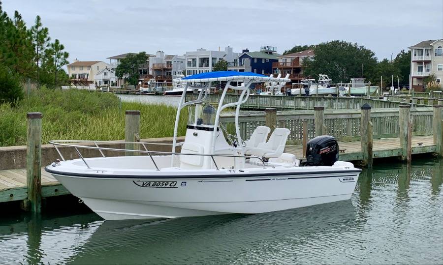 2004 Boston Whaler 190 Nantucket