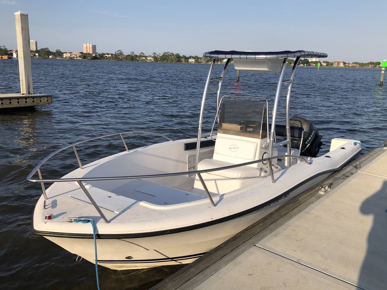 2004 Key Largo 2000cc with a SG300 boat t-top, photo 1 of 2