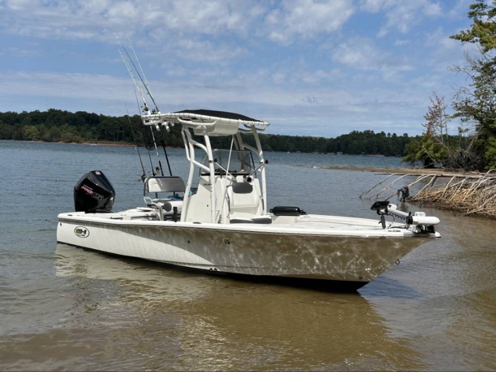 2019 Sea Hunt BX22BR with a SG900 boat t-top, photo 2 of 4