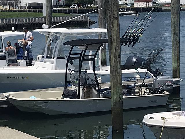 1977 Boston Whaler Montauk 17' with a SG300 boat t-top, photo 3 of 4