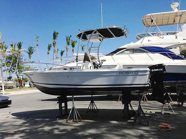 1977 Robalo with a SG300 boat t-top, photo 1 of 8