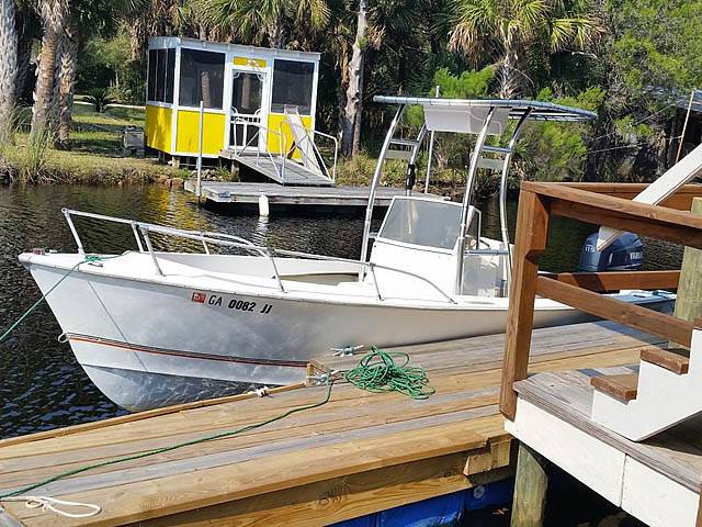 1979 Pro-Line with a SG300 boat t-top, photo 1 of 6