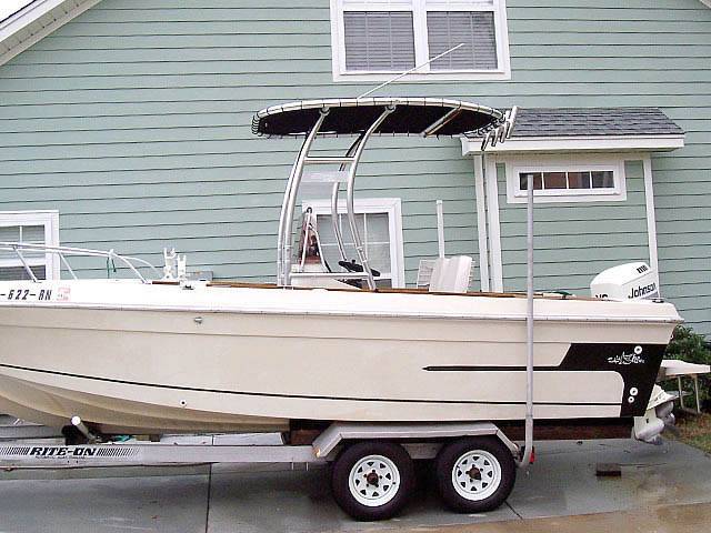 1983 Sportcraft 20' with a SG300 boat t-top, photo 1 of 3