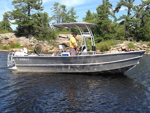 1984 Stanley 18' with a SG300 boat t-top, photo 1 of 15