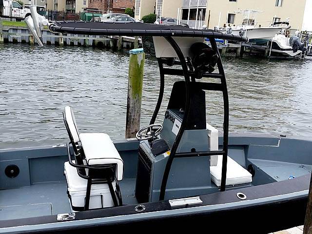 1987 SeaCraft CC with a SG300 boat t-top, photo 2 of 3