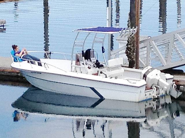 1988 Angler Center Console 21' with a SG300 boat t-top, photo 2 of 4
