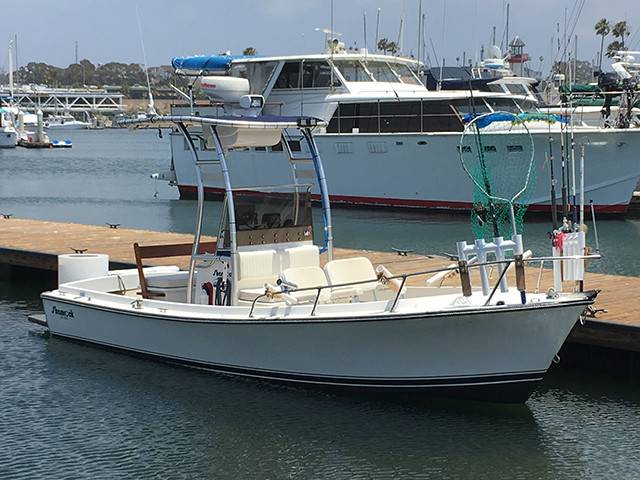 1988 Shamrock Center Console with a SG300 boat t-top, photo 1 of 3