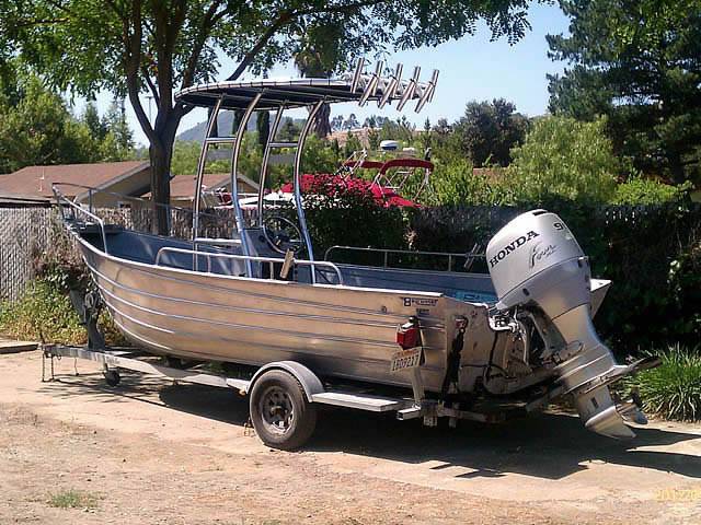 1989 Bayrunner with a SG300 boat t-top, photo 2 of 3
