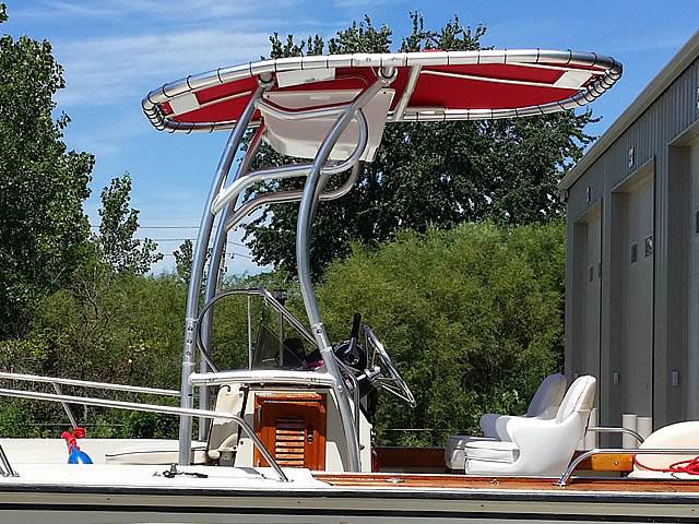 1989 Boston Whaler Outrage with a SG600 boat t-top, photo 2 of 8