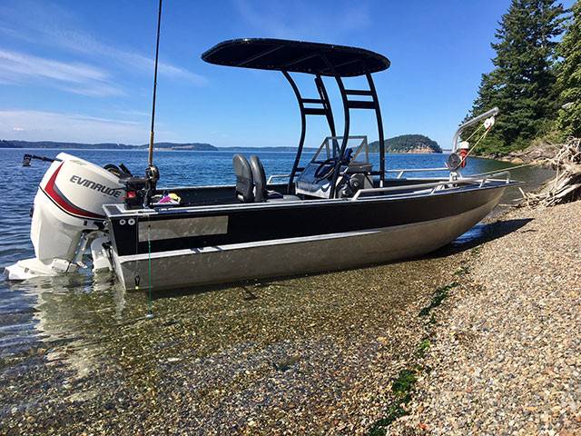1989 Early Riser with a SG300 boat t-top, photo 1 of 4