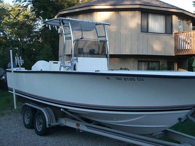 1989 SeaCraft 23' with a SG300 boat t-top, photo 2 of 6