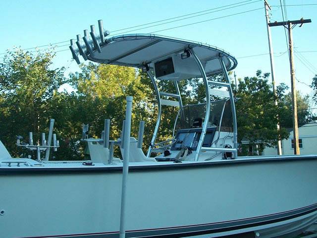 1989 SeaCraft 23' with a SG300 boat t-top, photo 3 of 6