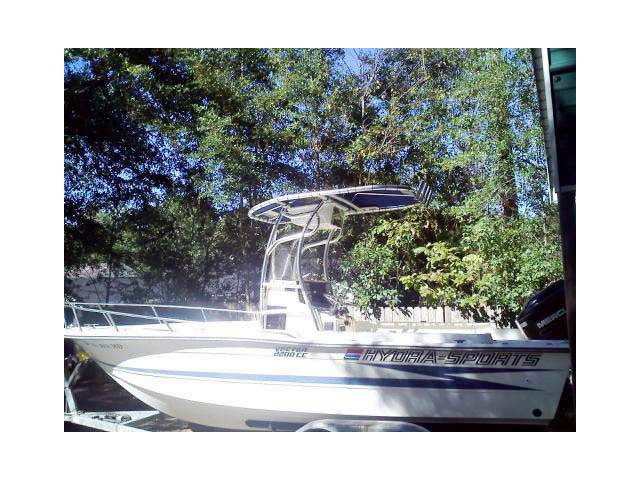 1990 Hydra-Sports Vector 2200 CC with a SG600 boat t-top, photo 1 of 2