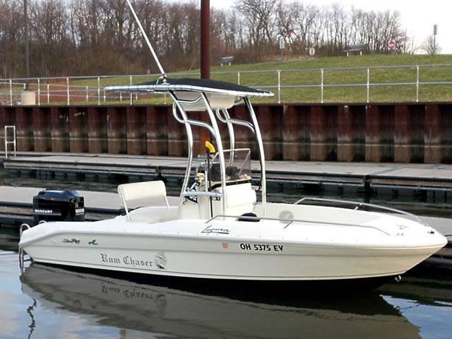 1992 Sea Ray Laguna 18' with a SG600 boat t-top, photo 1 of 2