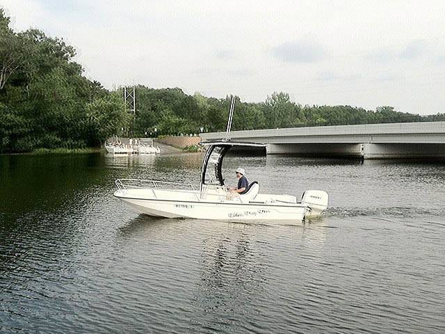 1992 Wahoo with a SG300 boat t-top, photo 1 of 2