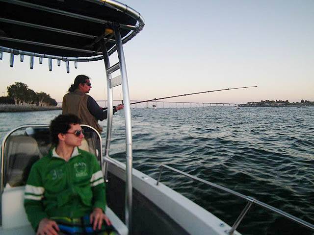 1994 Larson Invader CC with a SG300 boat t-top, photo 2 of 3