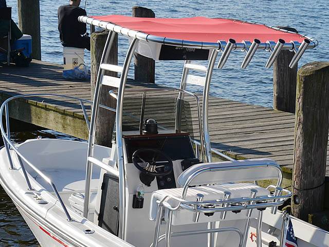 1997 Boston Whaler Outrage 17' with a SG300 boat t-top, photo 2 of 2