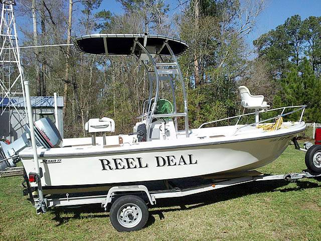 1997 Mako 17' with a SG300 boat t-top, photo 1 of 2