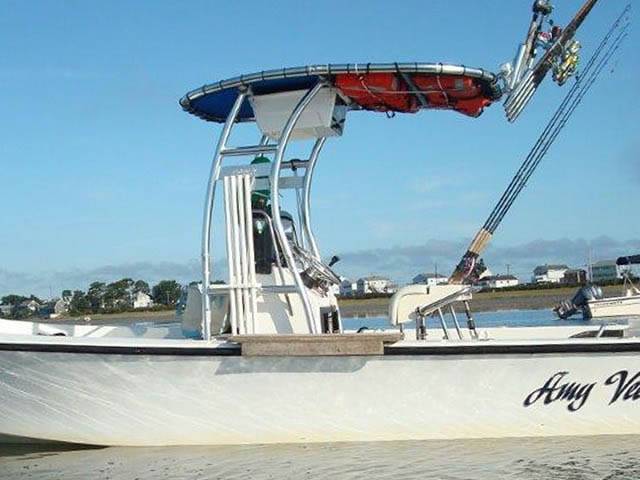 1998 C-Hawk Boat 22' with a SG300 boat t-top, photo 3 of 4
