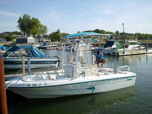 1998 Hydra-Sports Sunbird 18' with a SG600 boat t-top