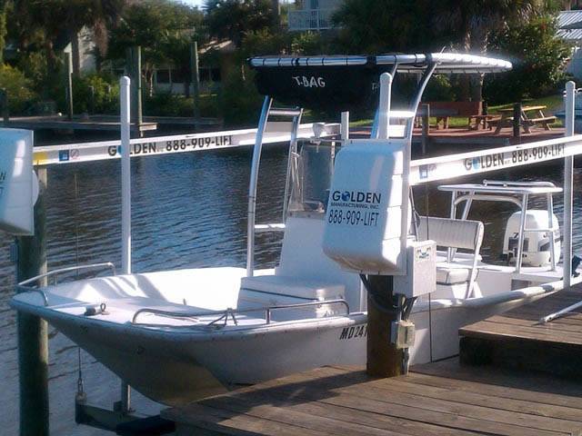 1998 Nautico Cat with a SG300 boat t-top