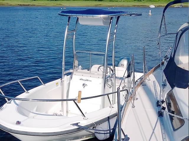 1999 Boston Whaler Dauntless 16' with a SG300 boat t-top, photo 2 of 12