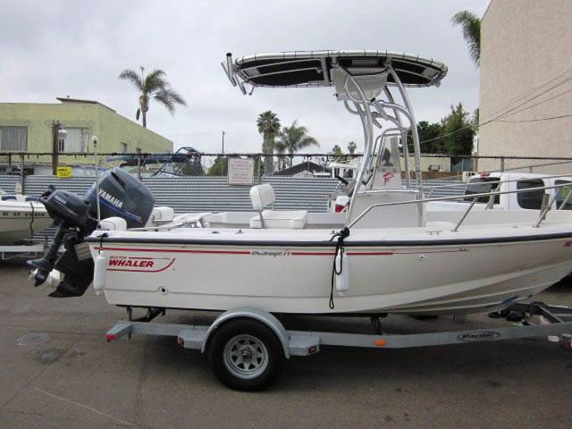 2000 Boston Whaler with a SG600 boat t-top, photo 1 of 3