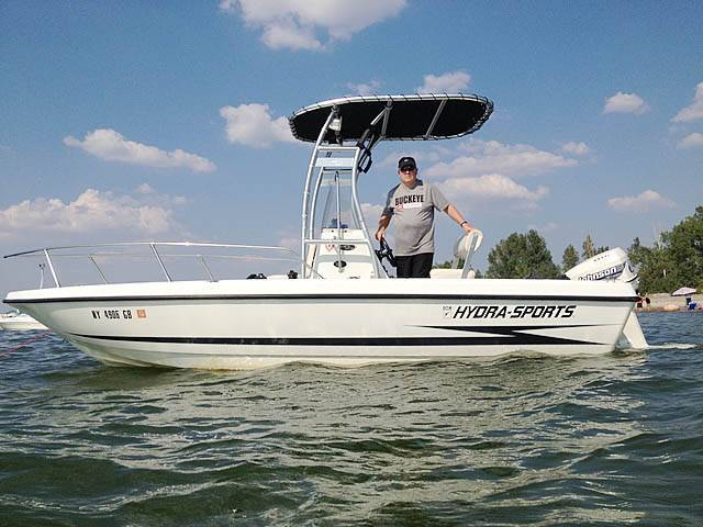 2000 Hydra-Sports 20 LTS with a SG300 boat t-top, photo 1 of 4
