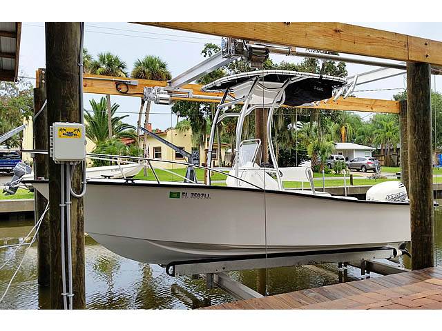 2000 Key Largo Largo 180cc with a SG600 boat t-top, photo 2 of 10