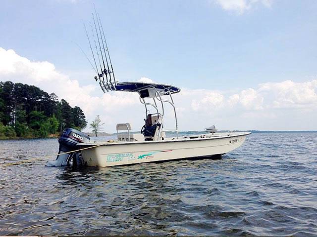 2001 Carolina Skiff 198 Semi-V with a SG600 boat t-top, photo 1 of 2